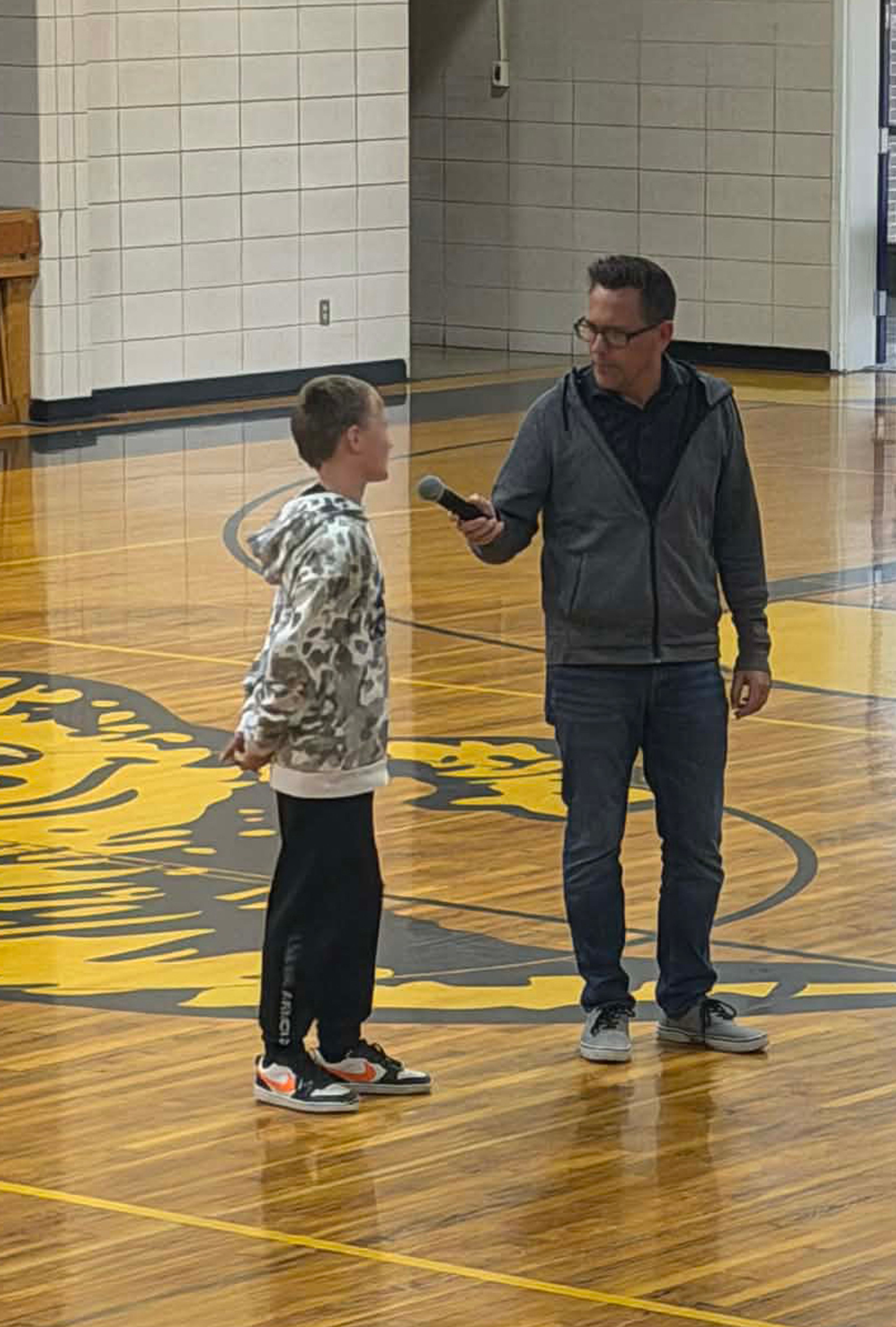 Brooks Gibbs brings practical conflict-resolution lessons to area junior high students