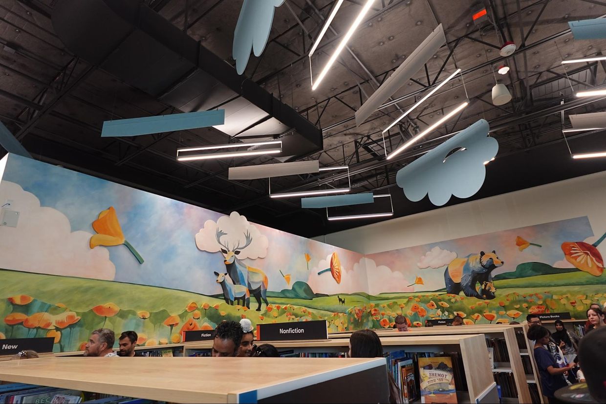 Elk Grove opens new library with makerspace and more room