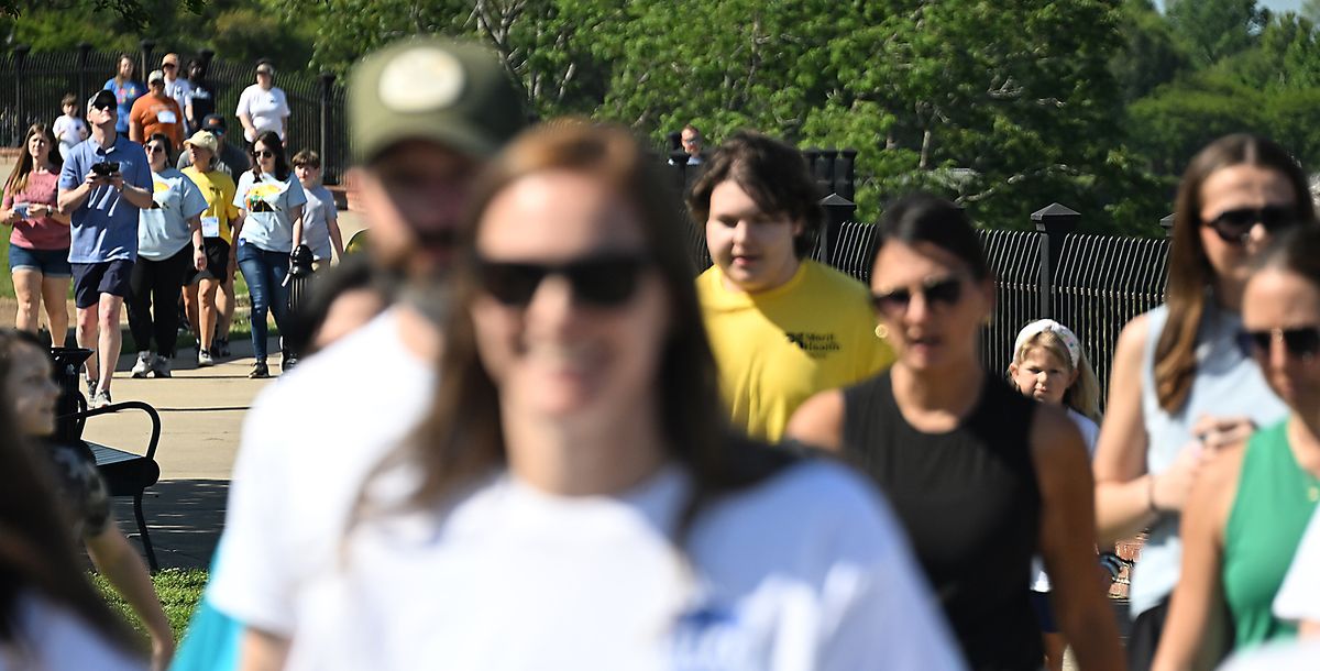 Miles for Milestones autism walk draws record crowd, tops fundraising ...