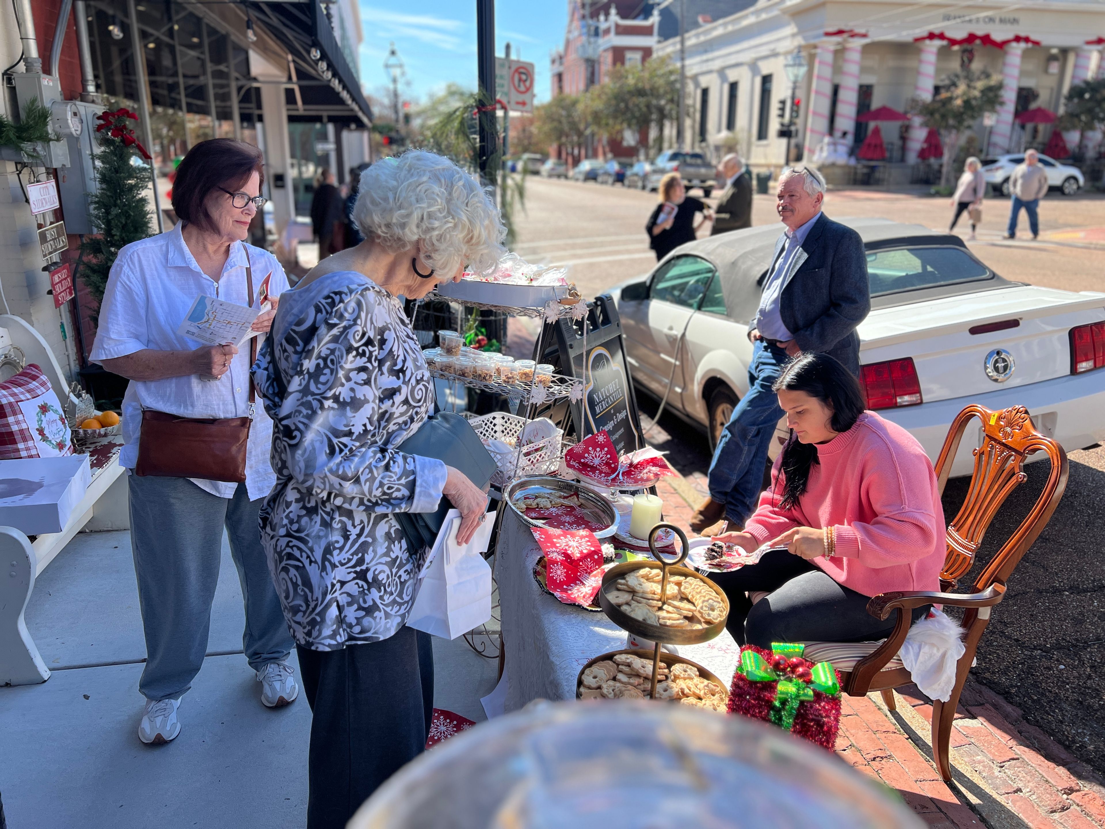 HAPPENING NOW: Downtown shops hosting open house until 4 p.m...