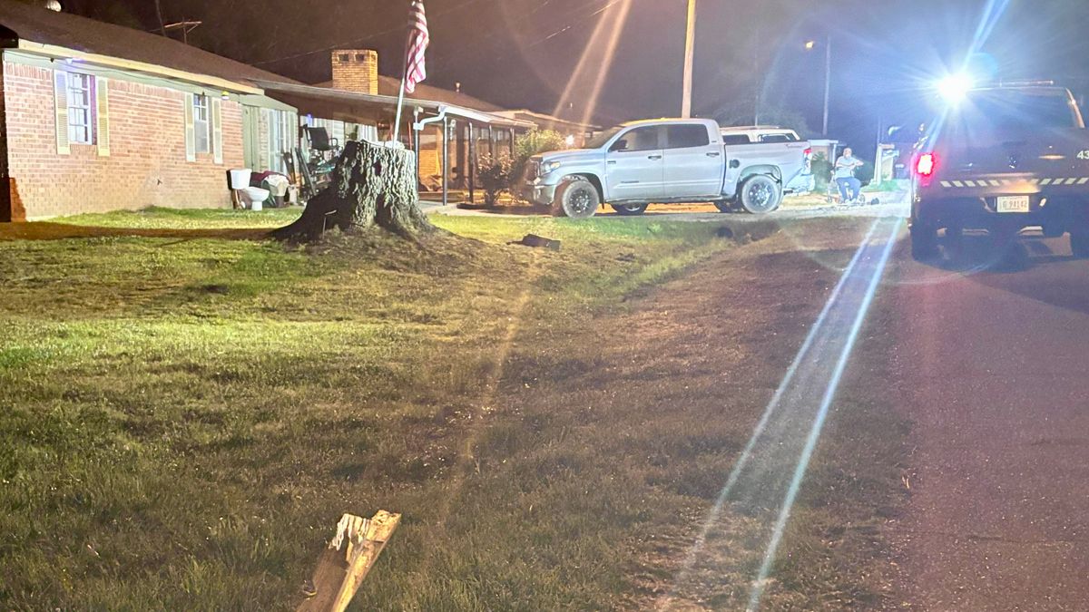 Adams County Sheriff’s Office looking for hit and run suspec...