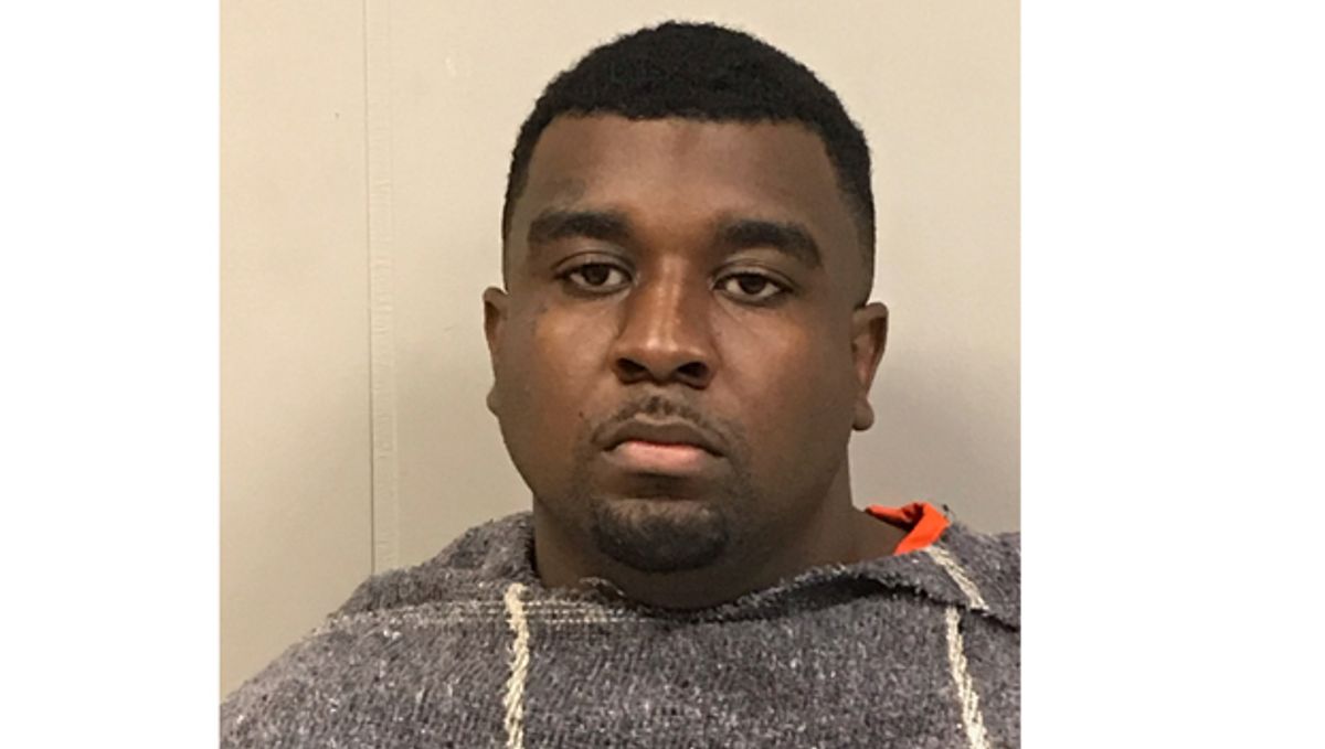 Natchez man faces charge in Sept. 2 vehicle fires in Natchez