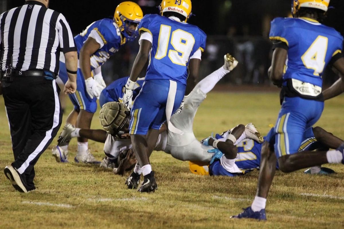 Natchez Bulldogs shut out Franklin County at jamboree, prepare for Vicksburg opener