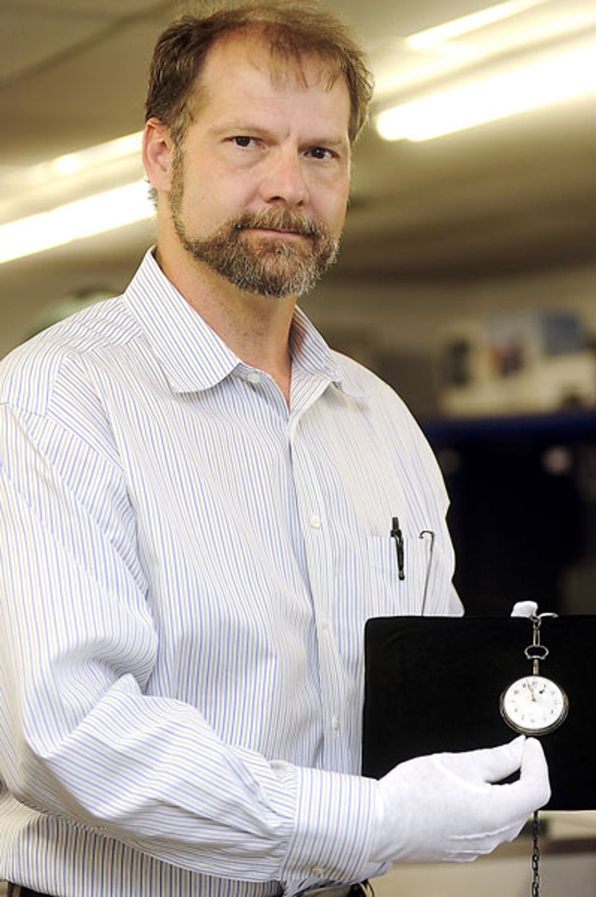 Pawn shop owner showcases presidential watch