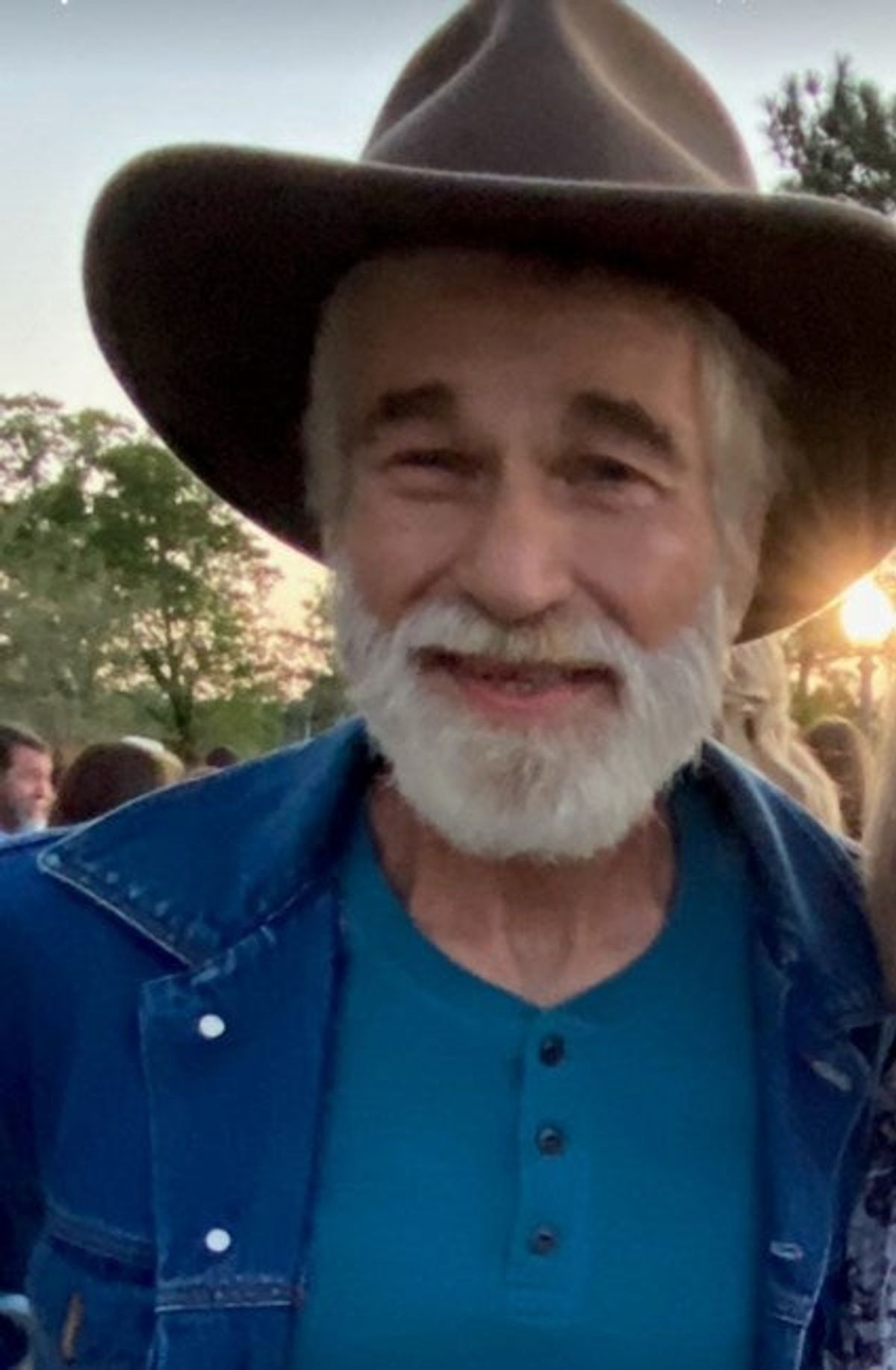 DAVID EARL HALFORD