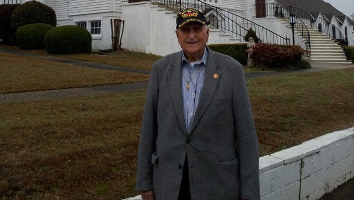 Frazier details life as Japanese POW