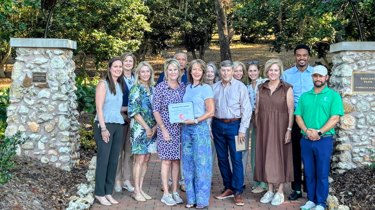 Sasanqua Garden Club receives state recognition