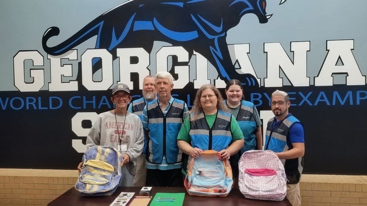 Amazon, Ammons donate school supplies