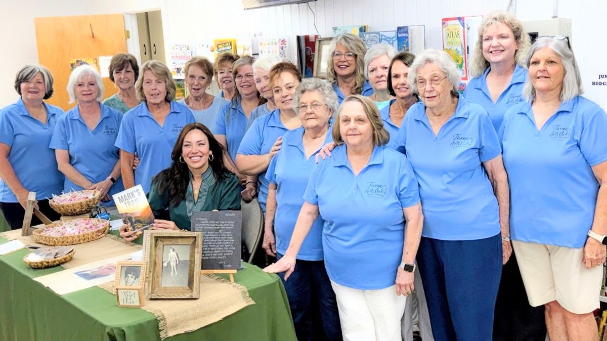 Pate book signing draws crowd