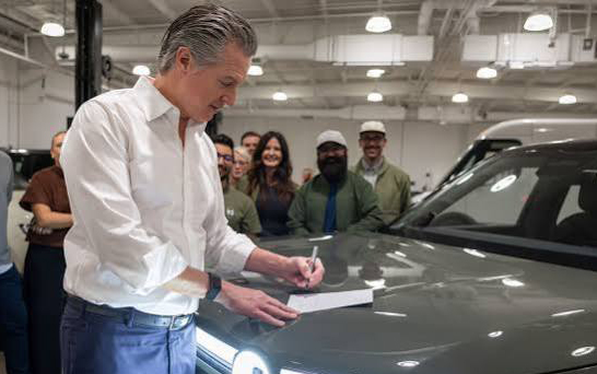 Starting This Summer, California Car Buyers Can Get an Instant $3500 Off the Cost of Electric Vehicles