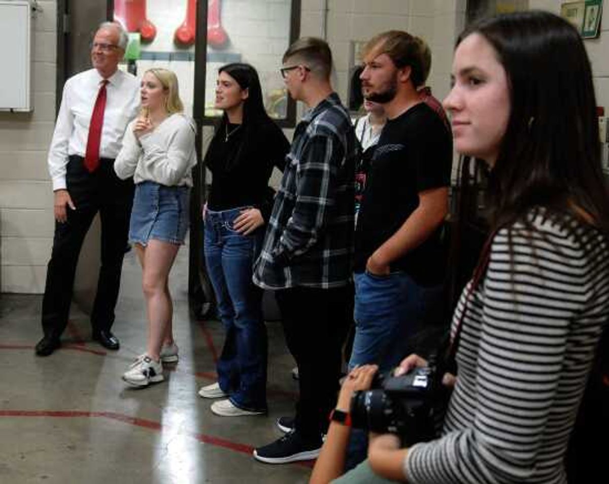 Sen. Moran connecting with high school students