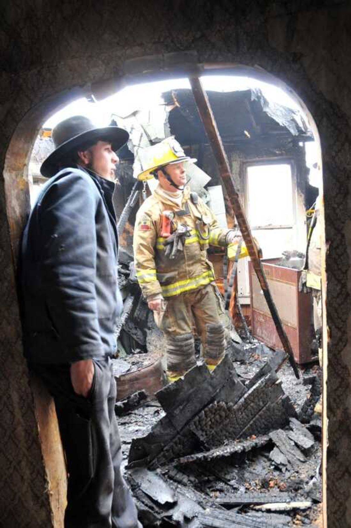 Family escapes house fire unharmed