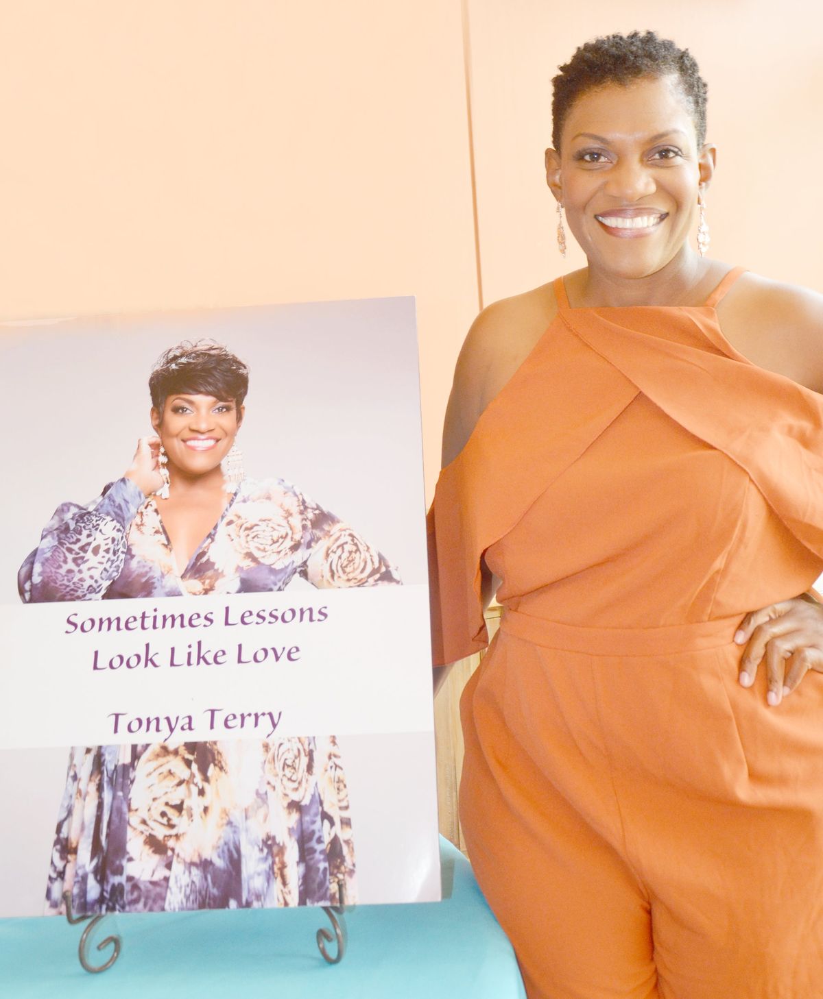 Tonya Sign LESSONS LOOK LIKE LOVE: Tonya Terry signs copies of her new book