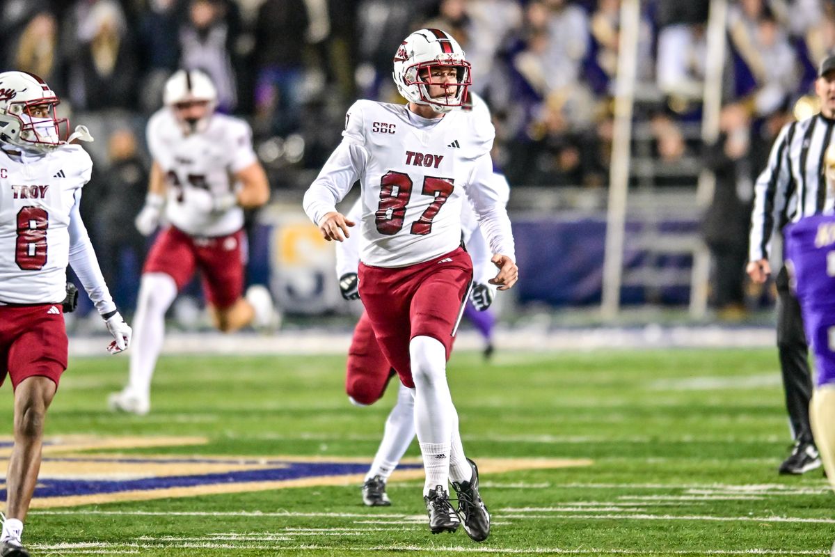 Troy long snapper Colton Walls named to Mannelly Award Watch...