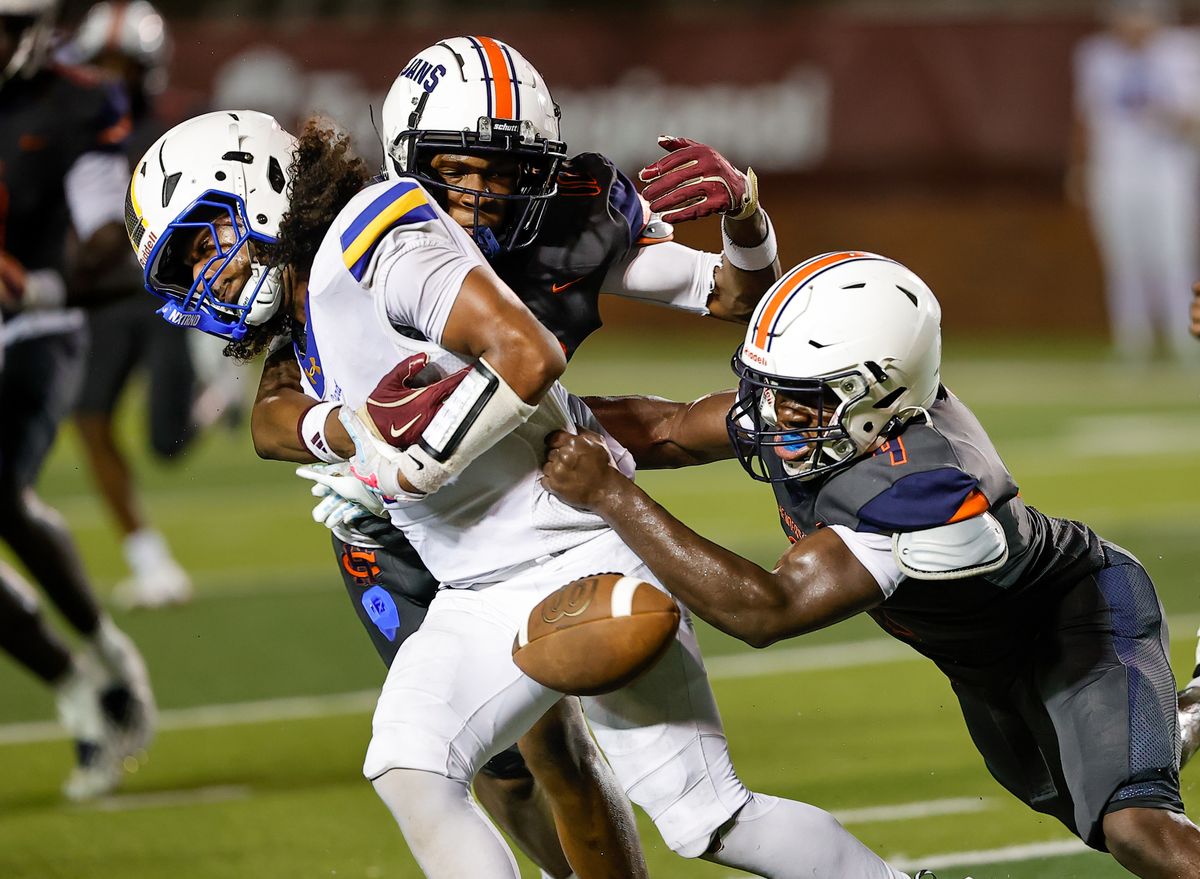 Dominant defense, special teams lead CHHS to shutout win