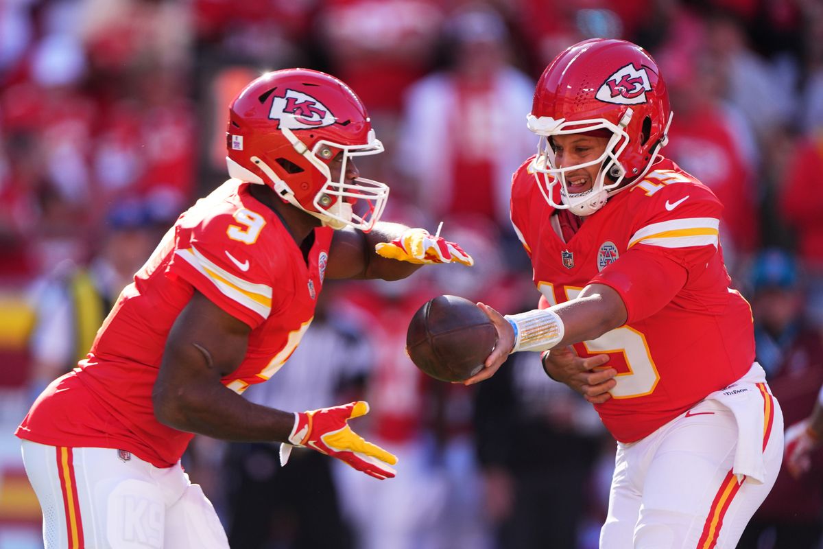 Srew With Spring Chiefs savor a 22-6 win but stew over short-yardage failures...