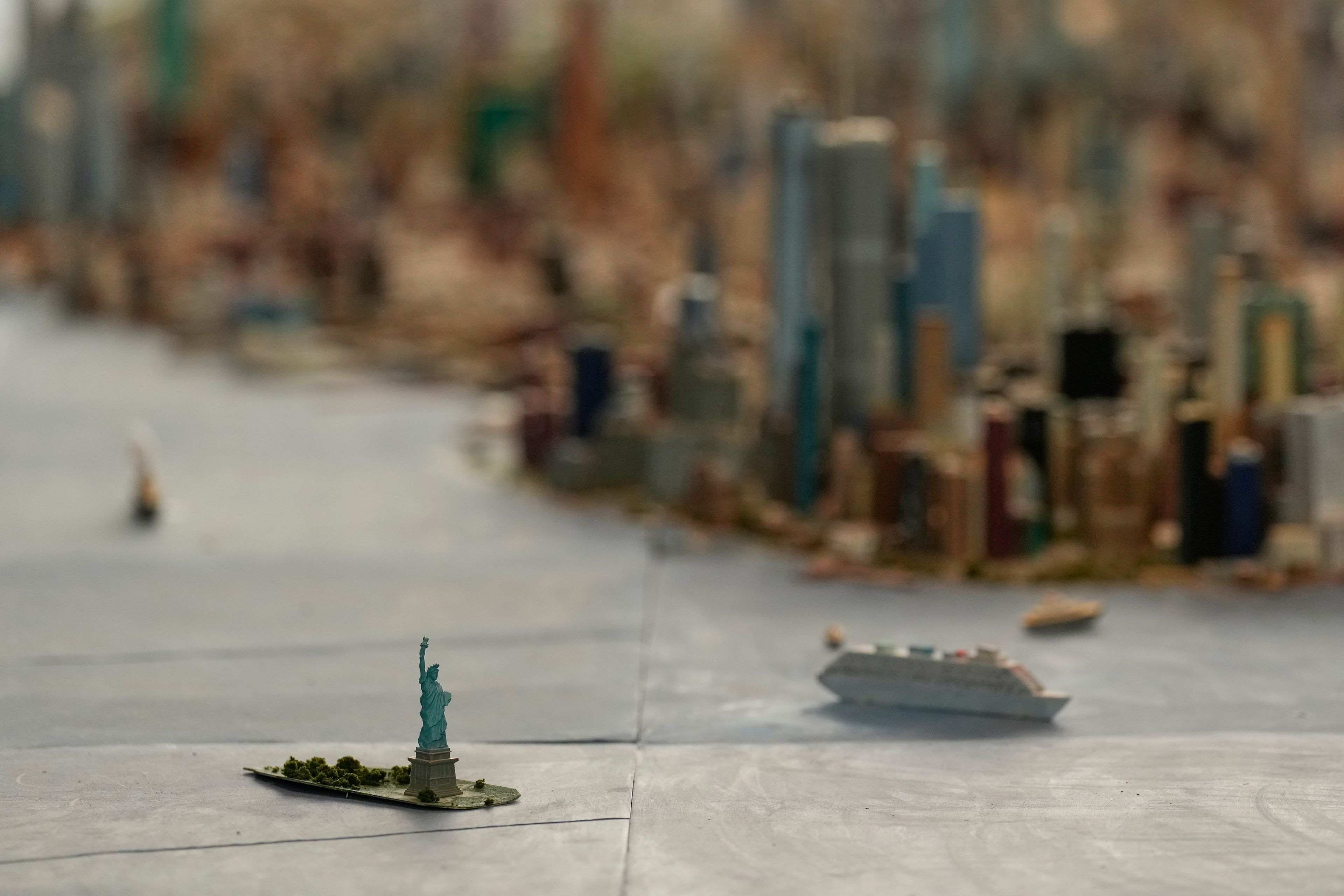 A truck driver built a model of NYC with over 800,000 struct A truck driver built a model of NYC with over 800,000 struct