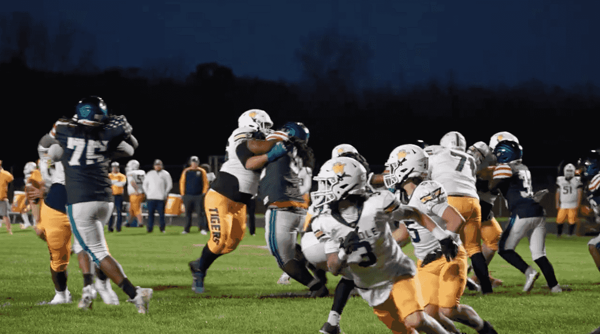 Week 9: Flint-area Football scores and highlights