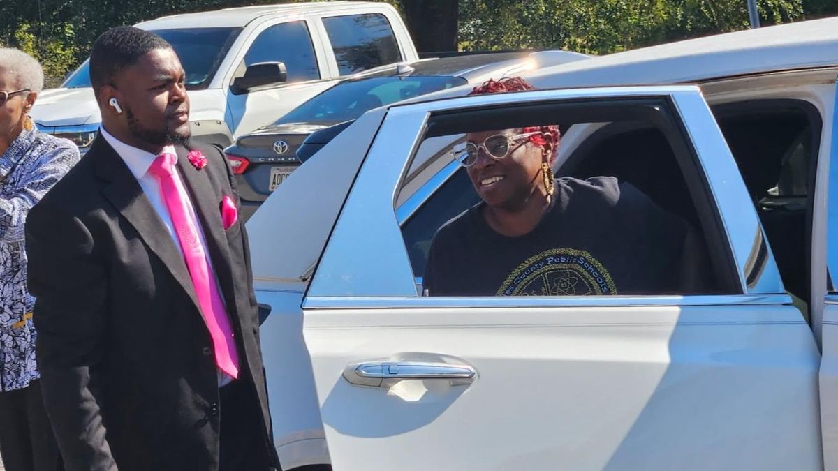Schools recognize Jeter on Boss's Day