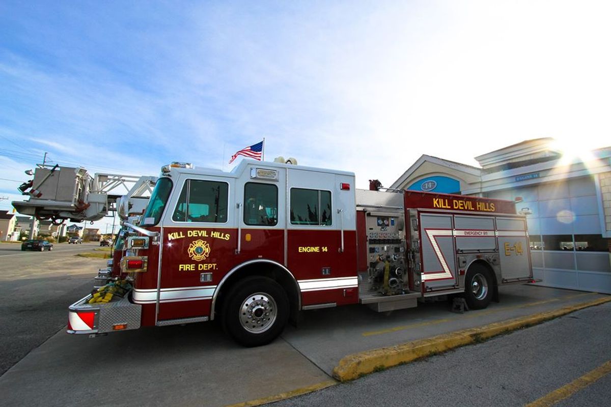 Crews extinguish early morning fire in Kill Devil Hills