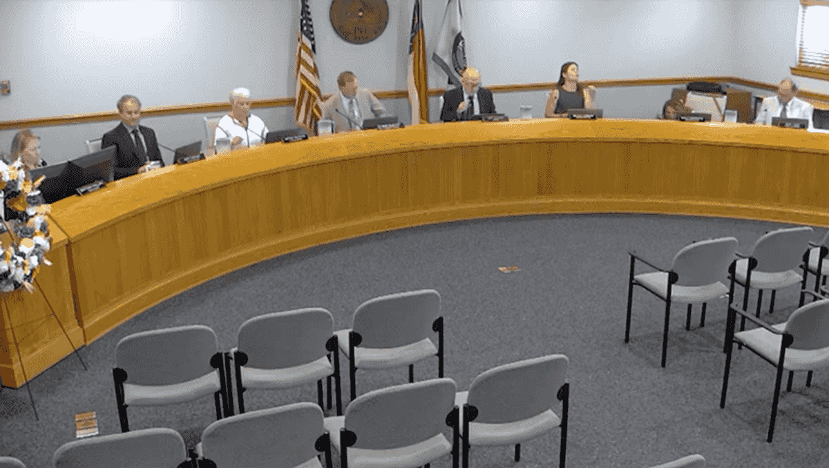 Nags Head makes changes to crowd gathering ordinance