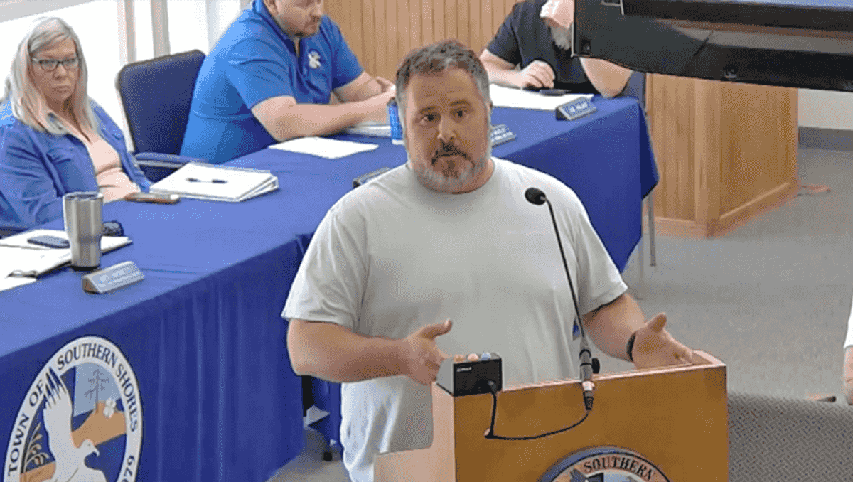 Southern Shores considers changing setbacks in residential a...