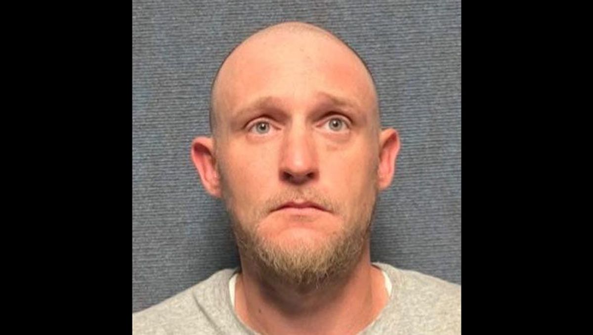 Virginia man arrested on multiple charges after fleeing from Currituck...