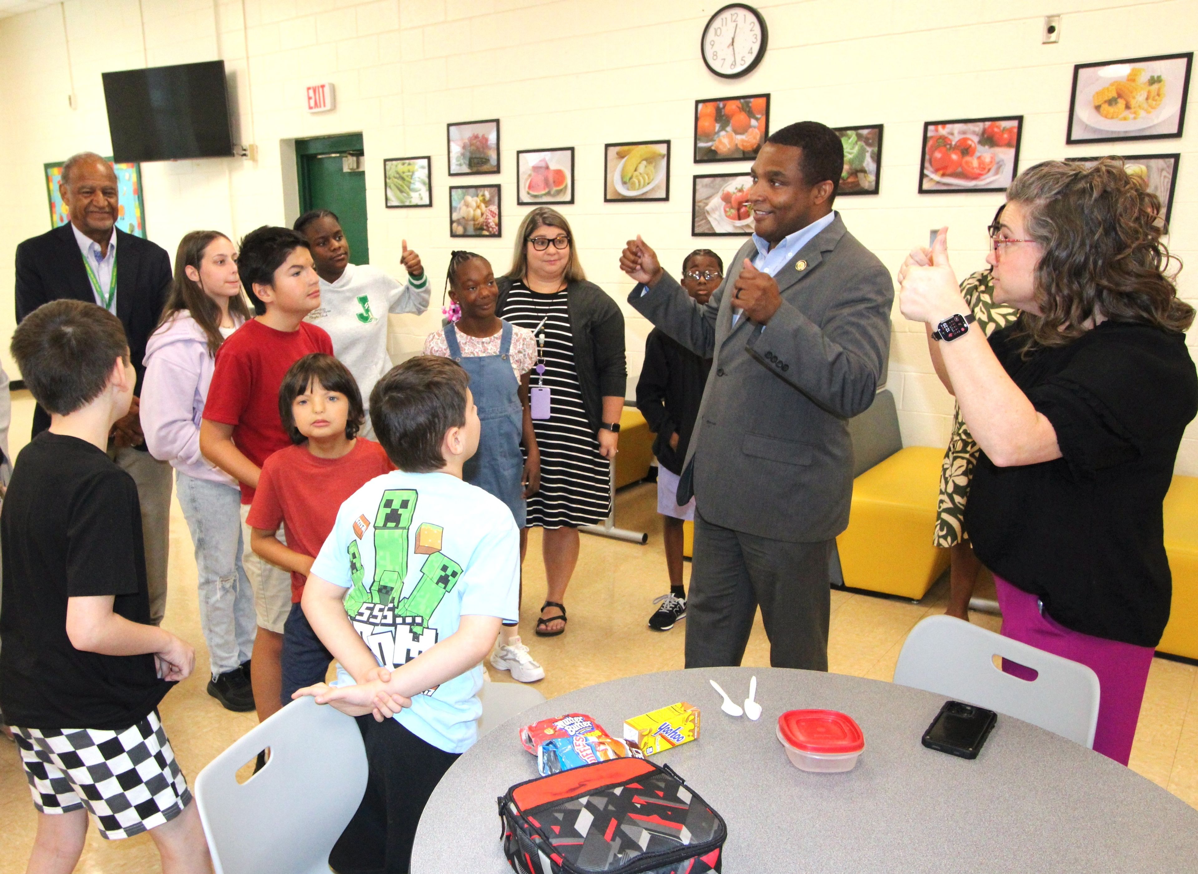 Davis shares first day of classes at ENCSD - home hero image