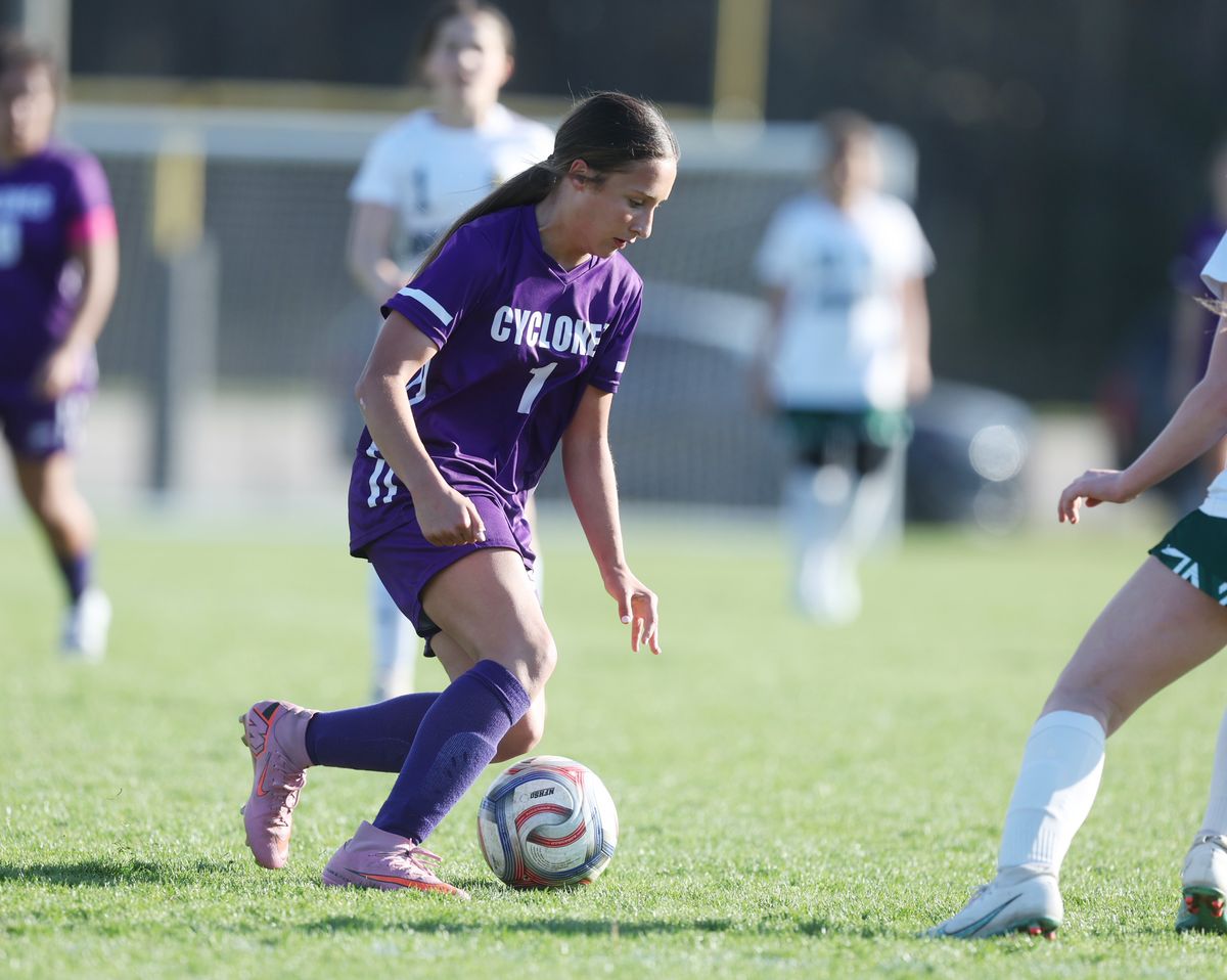 CCS girls blitz New Bern Christian 7-0 for third MACAA win