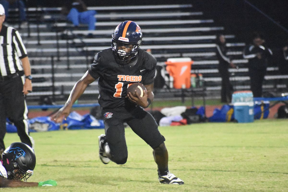 Tigers-Eagles clash to decide ECAC title Friday