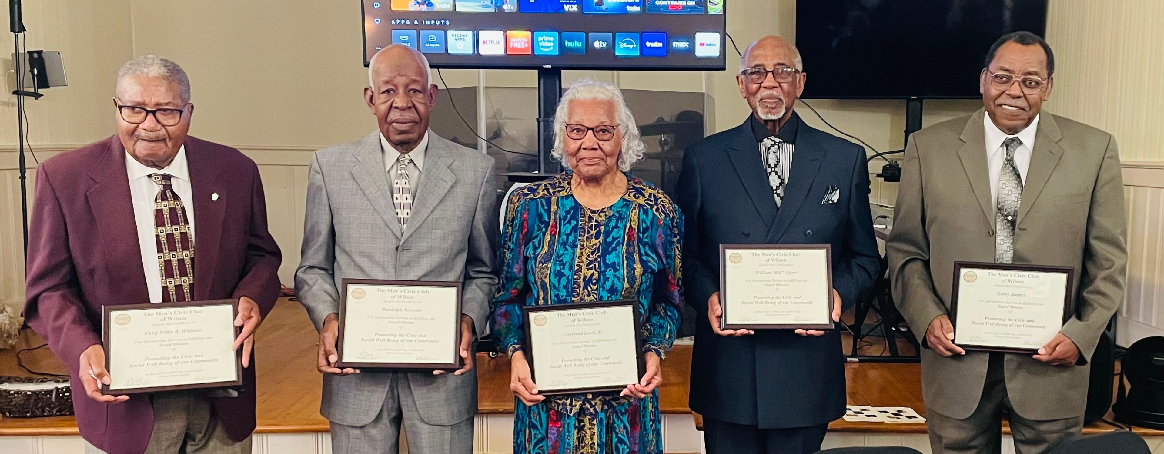 Men's Civic Club pays tribute to members