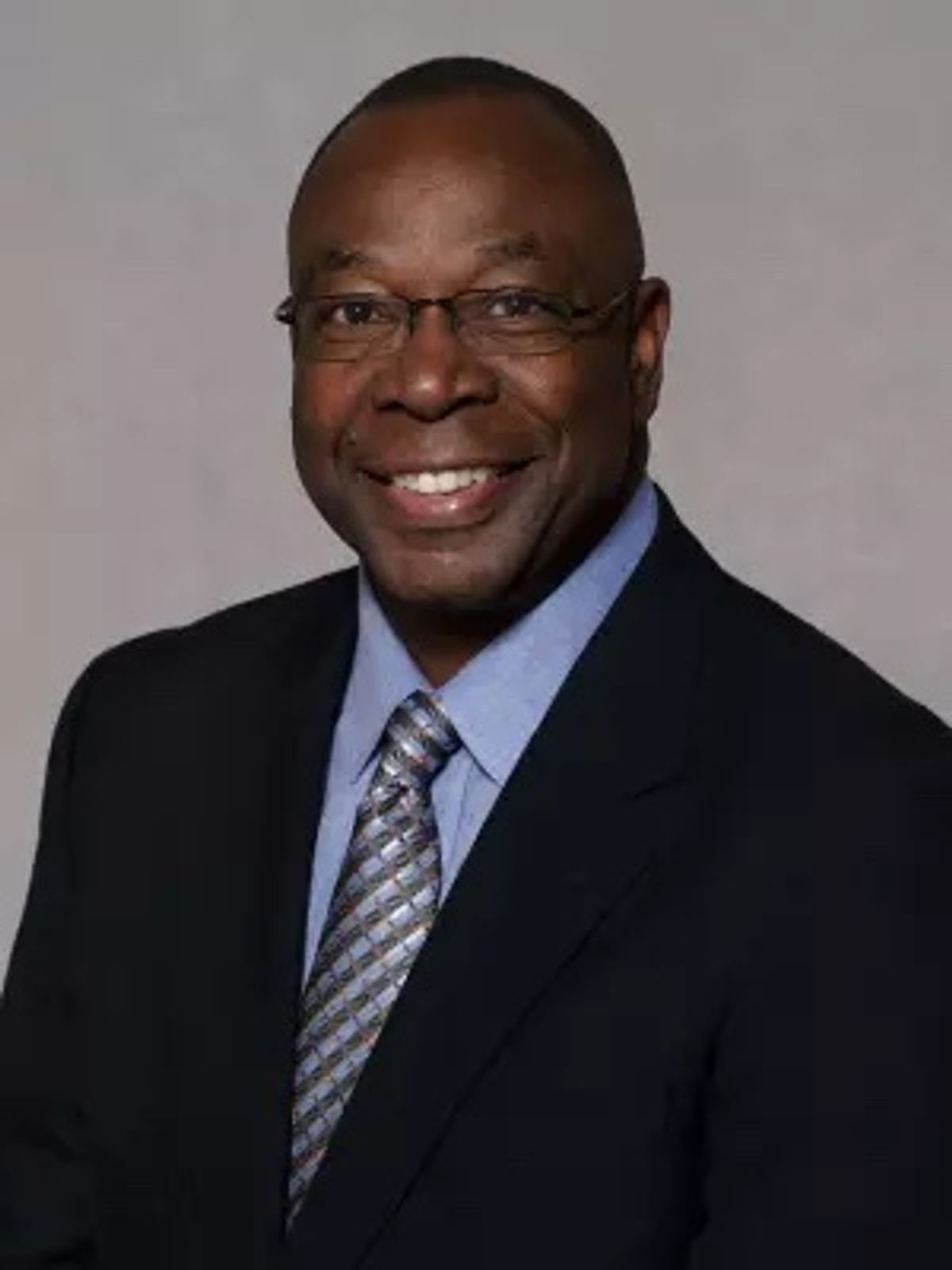 Crumpler finally calls it a career at ECU