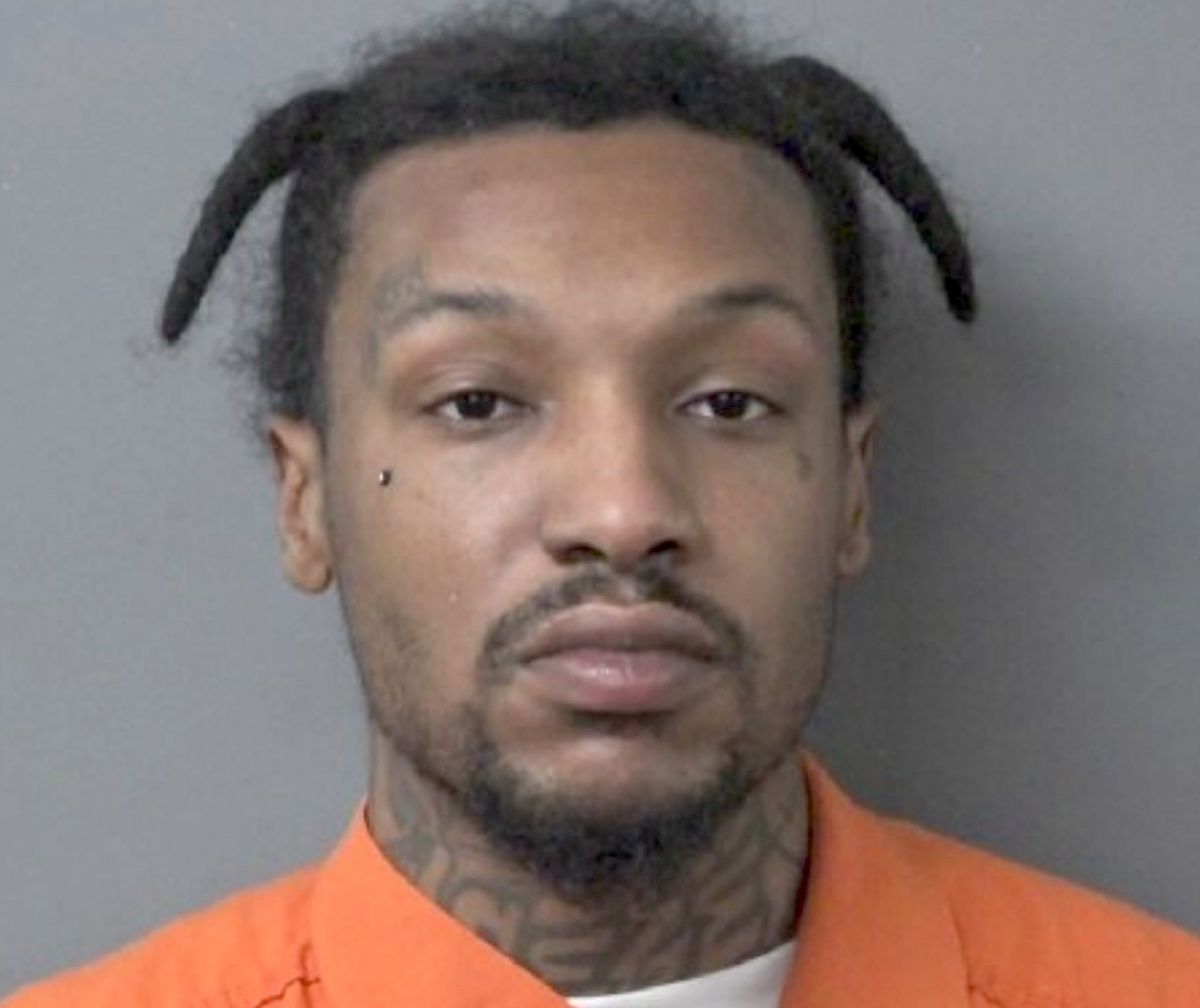 Inmate, mother charged in ‘drug-soaked paper' scheme