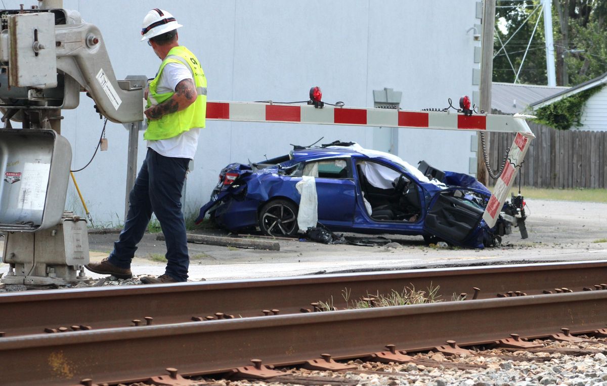 Durham man dies after striking train in Lucama