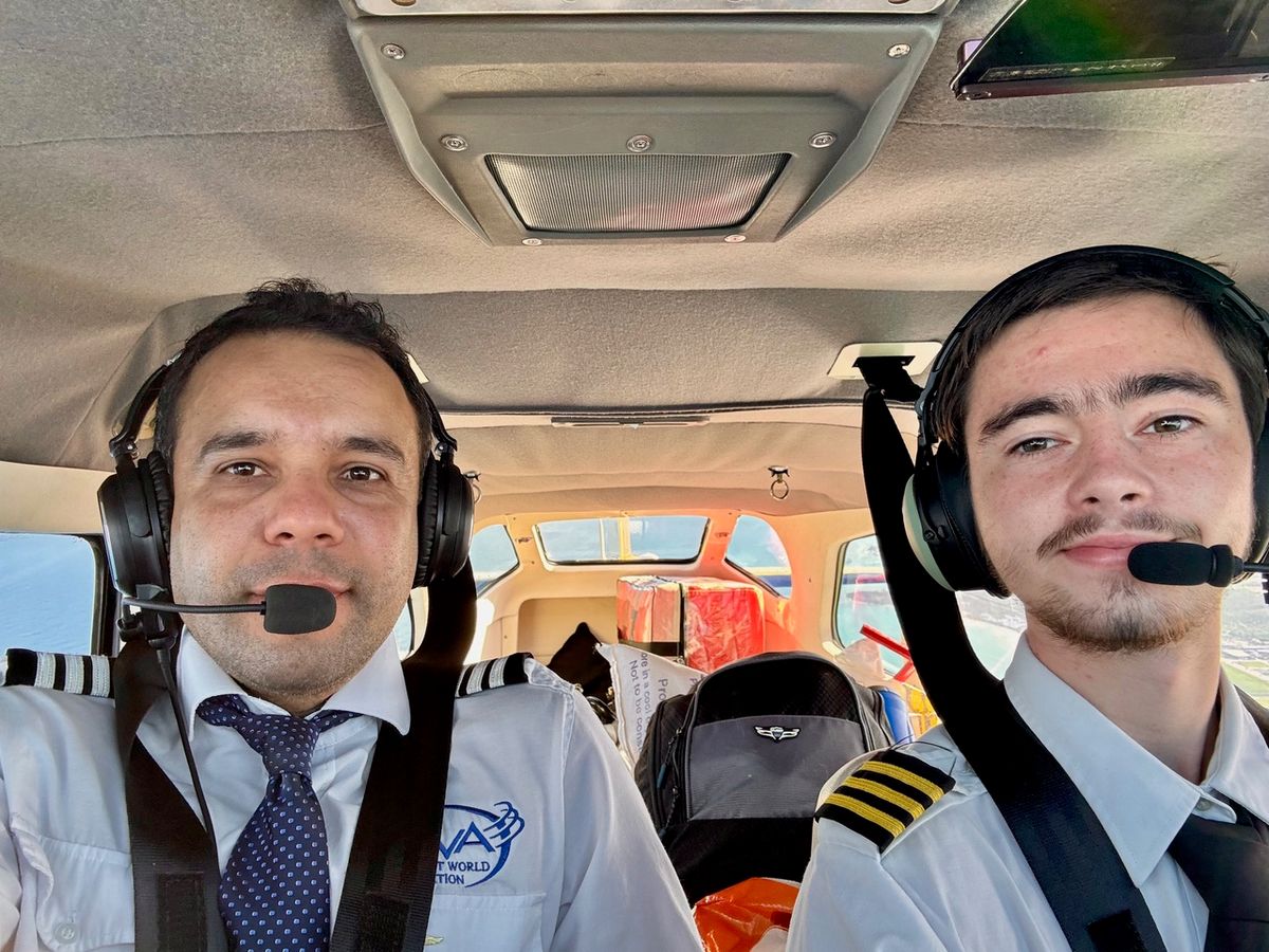 Adventists World Aviation flies supplies, donates plane to Jamaica