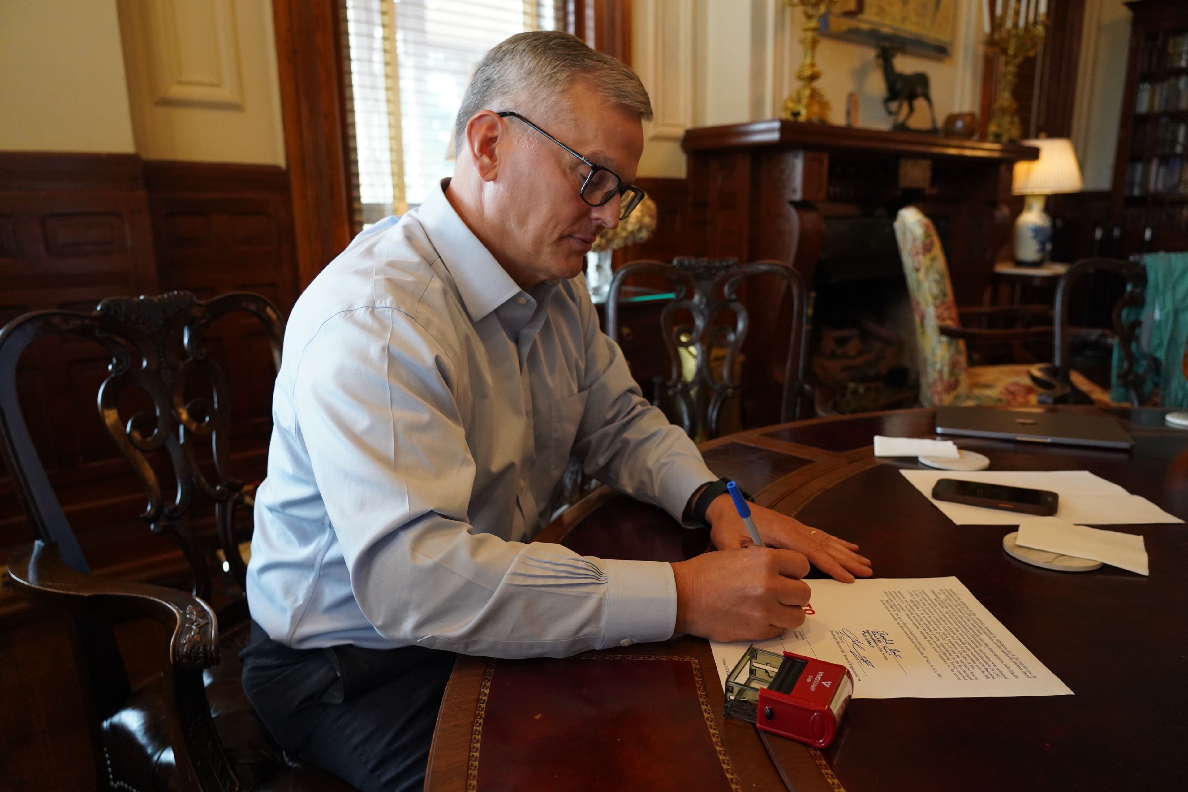 Stein’s hold on Democratic votes not as tight as Cooper’s