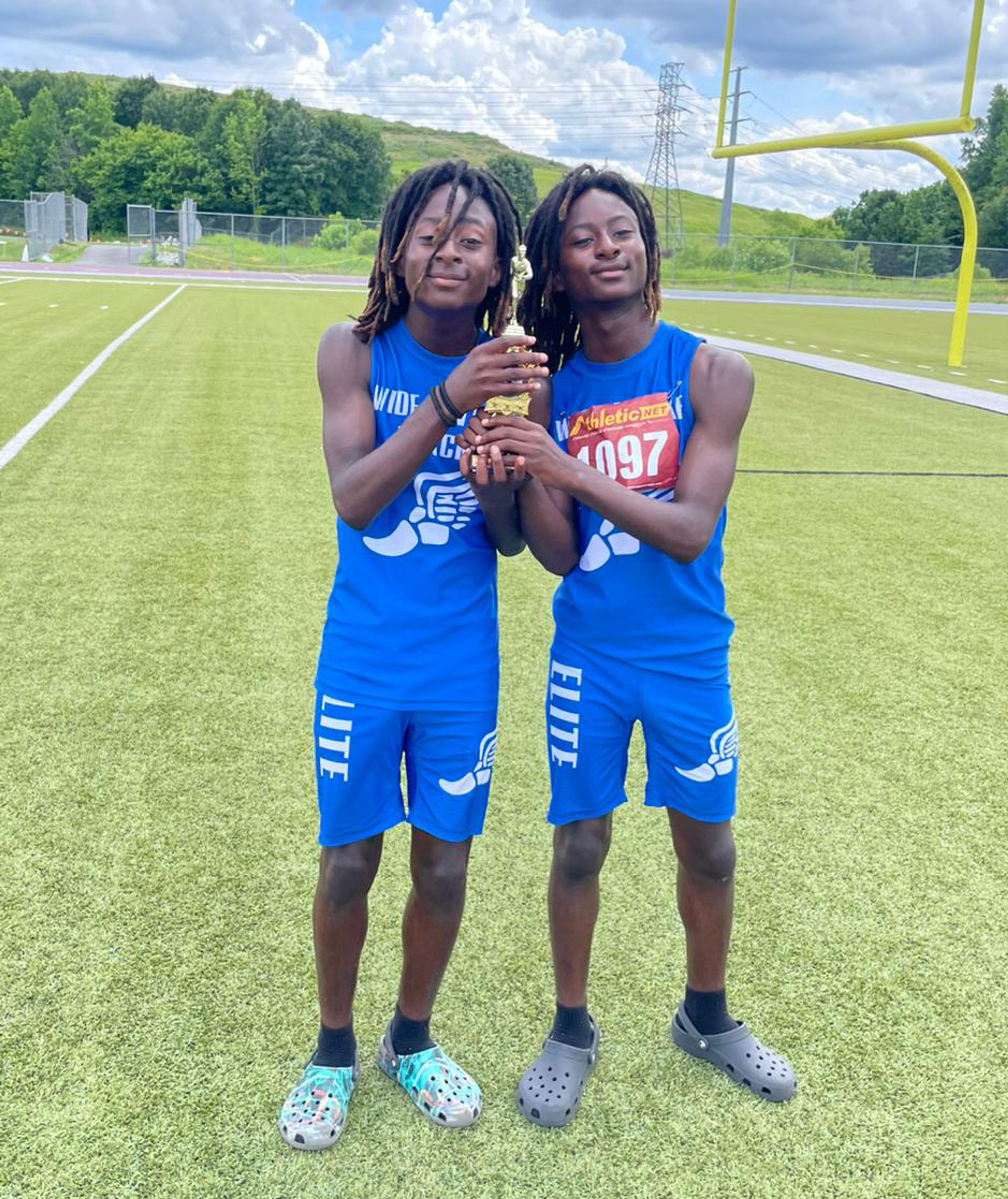 Wide Awake’s Whiteheads set records, win honors at Jim Law Invite
