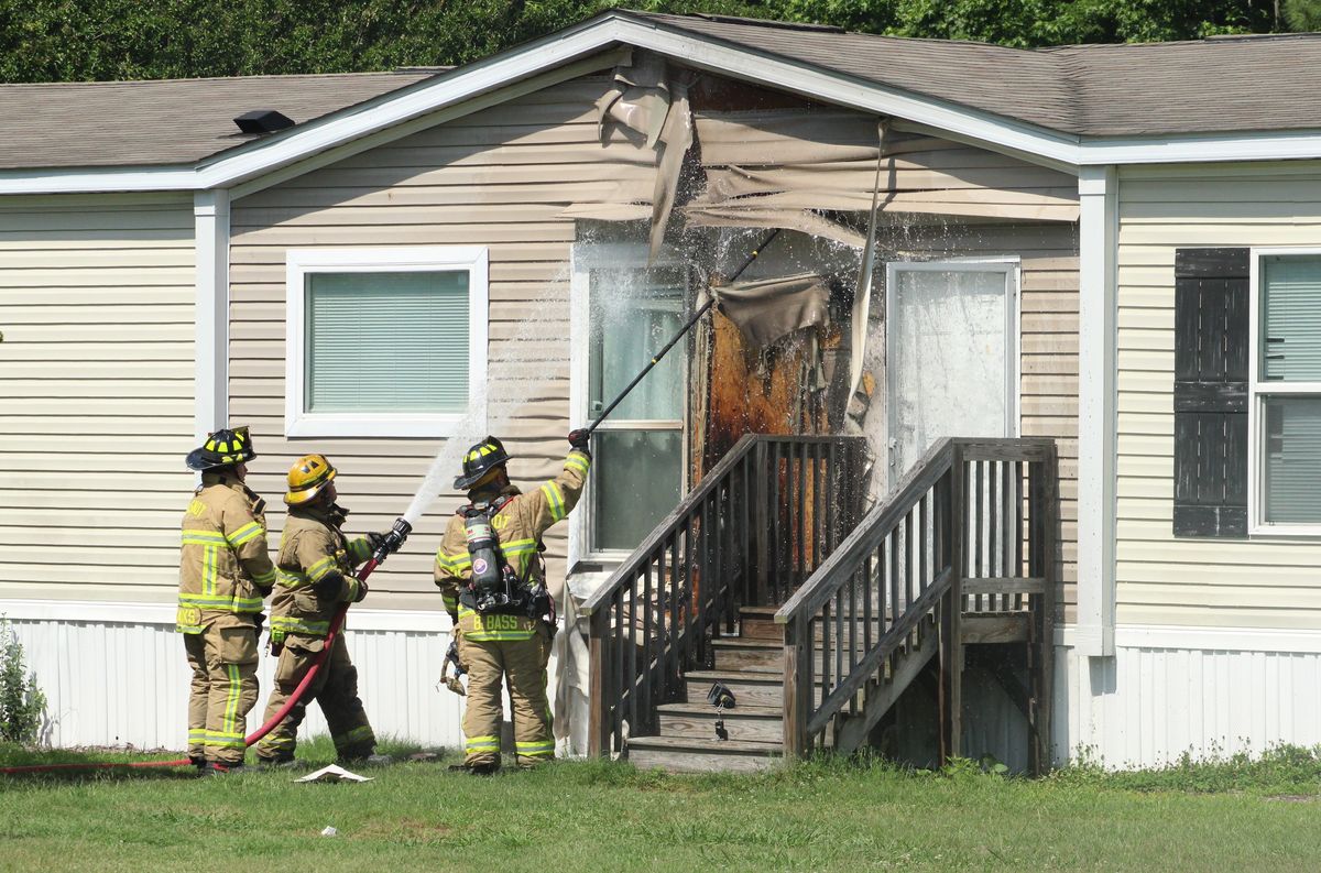 Accidental fire burns home facade on Cherokee Road