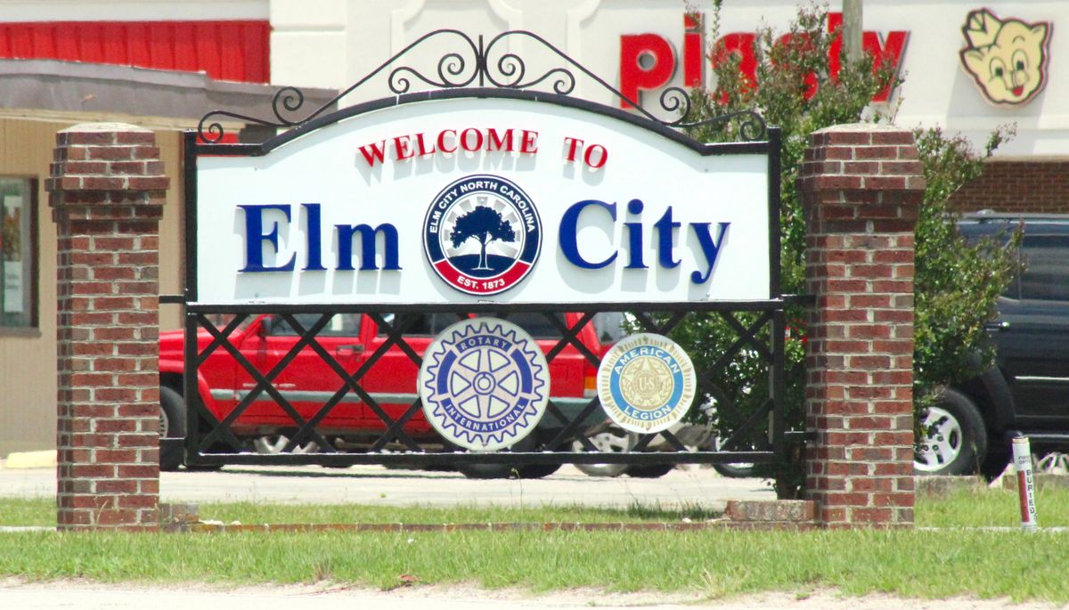 Elm City replaces welcome sign