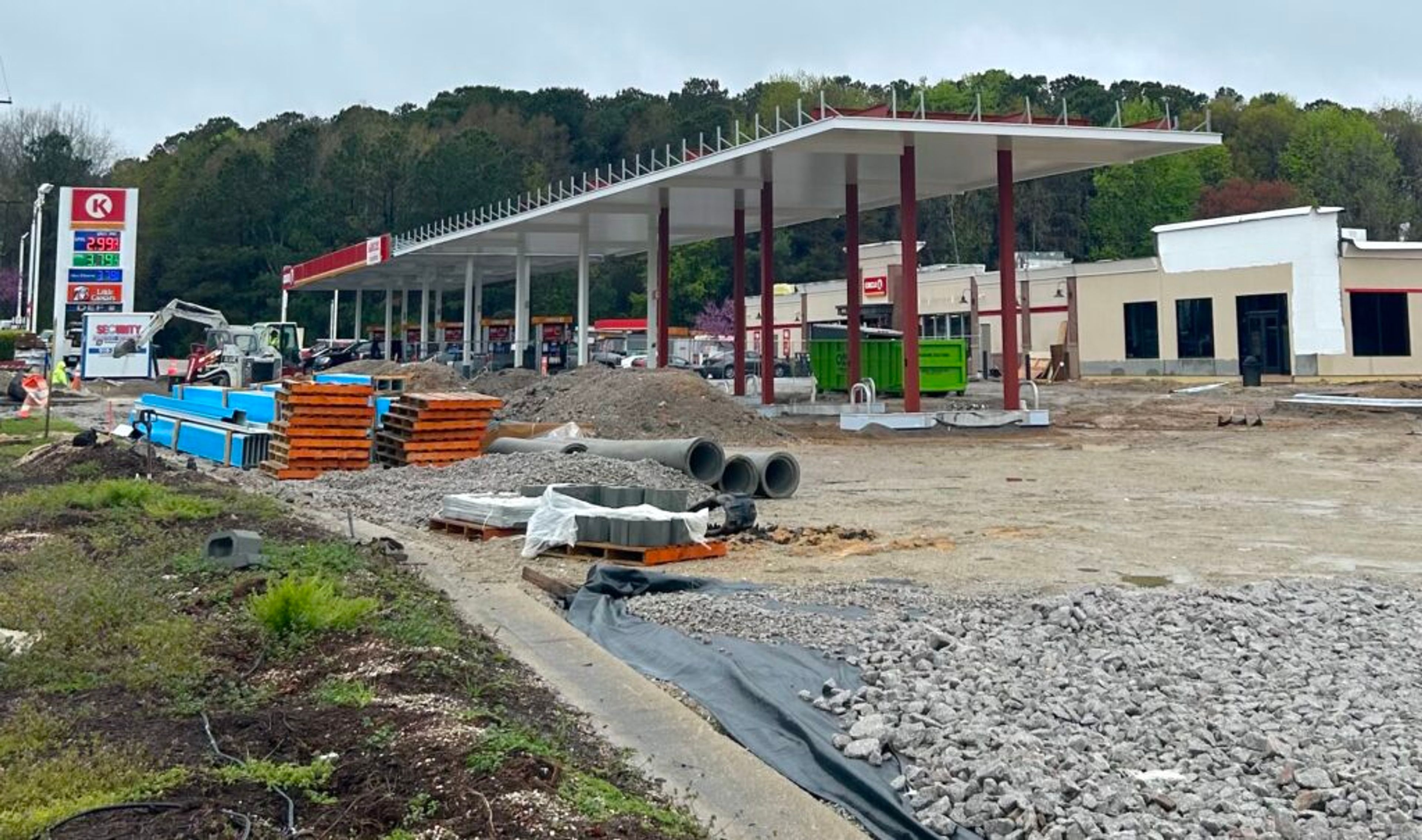 Circle K off U.S. Highway 264 is expanding to include a Krystal restaurant and 24 electric vehicle charging stations.
