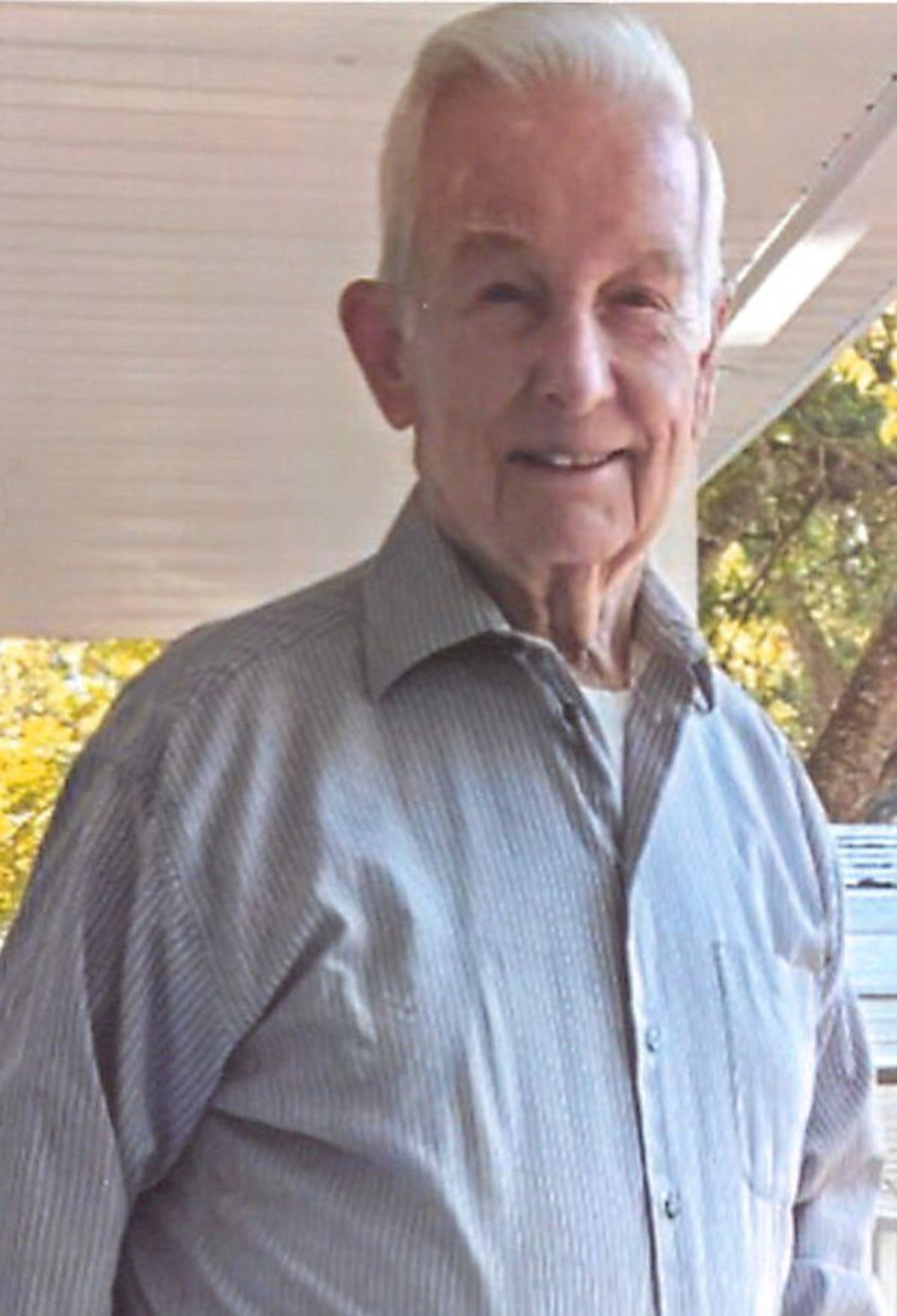 Bill H Howell