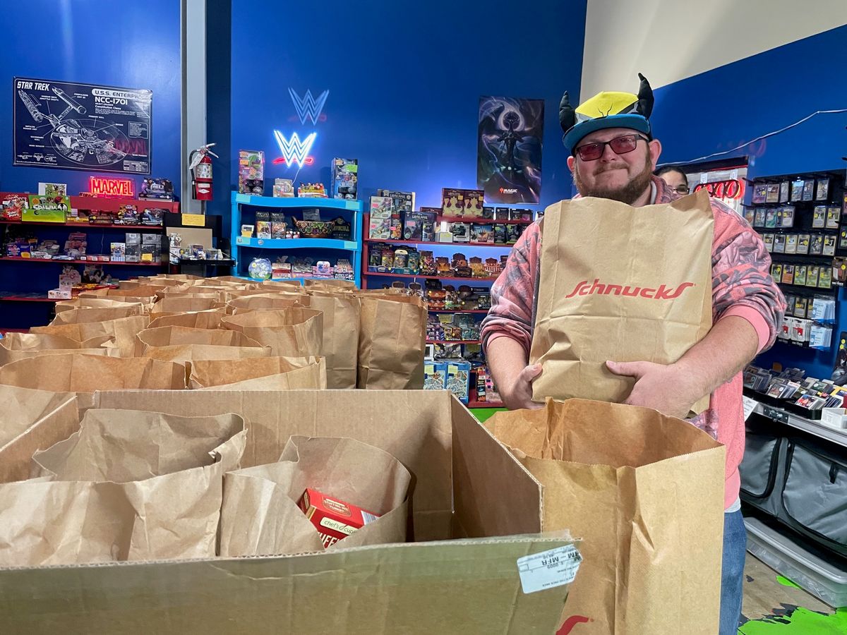 Bush Rack Drew Caught being kind: Drew Calahan at Pack Rack