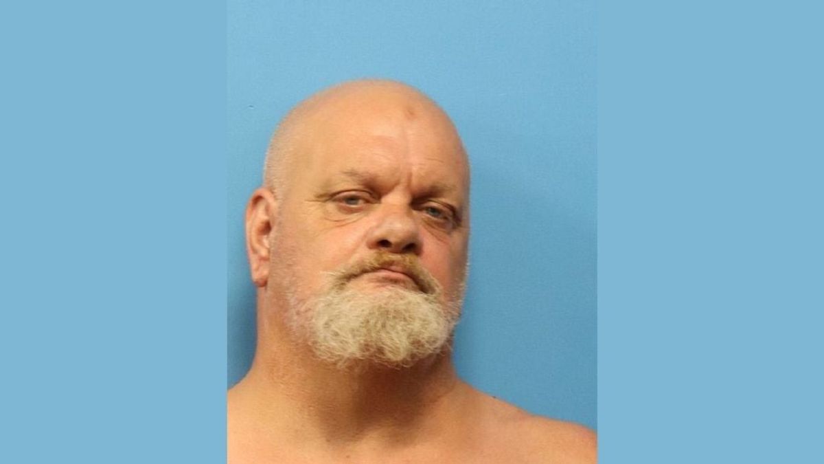 Man charged with assault, resisting arrest after welfare che...