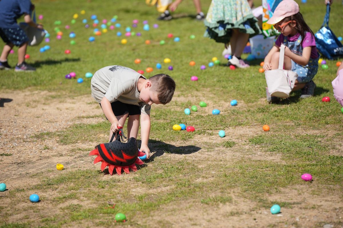 Oak Mountain State Park hosts successful Easter Egg Hunt, Spring Market