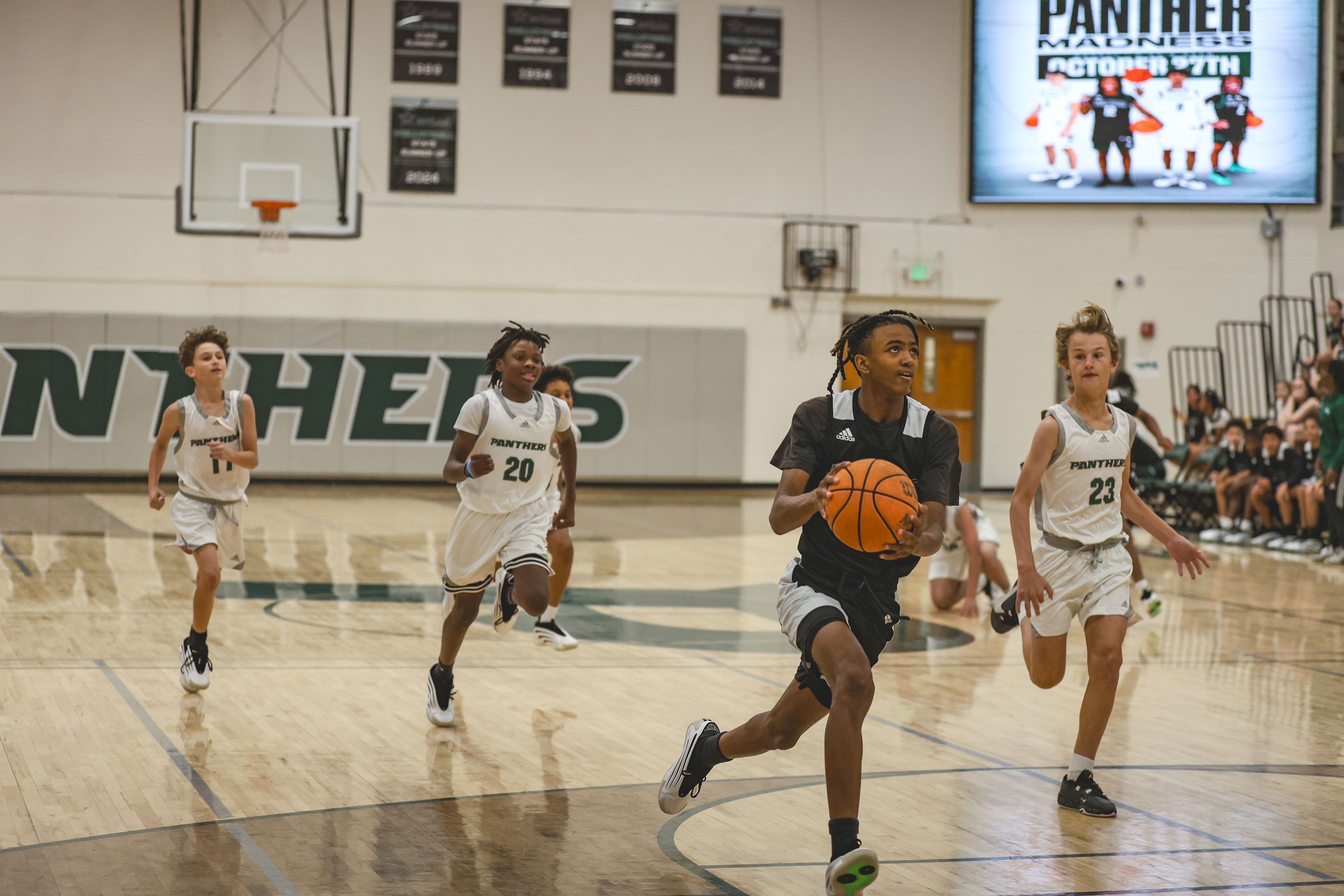 Panther Madness Trick or Treat returns to Pelham with basketball, Halloween festivities