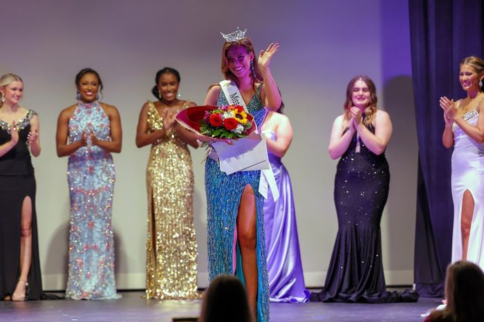 Mary-Coker Green, Madelyn Rasco crowned Miss Shelby County winners