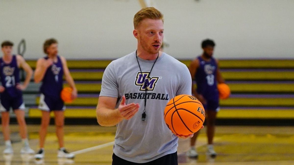 University of Montevallo’s Anthony Komara named AUM head coach