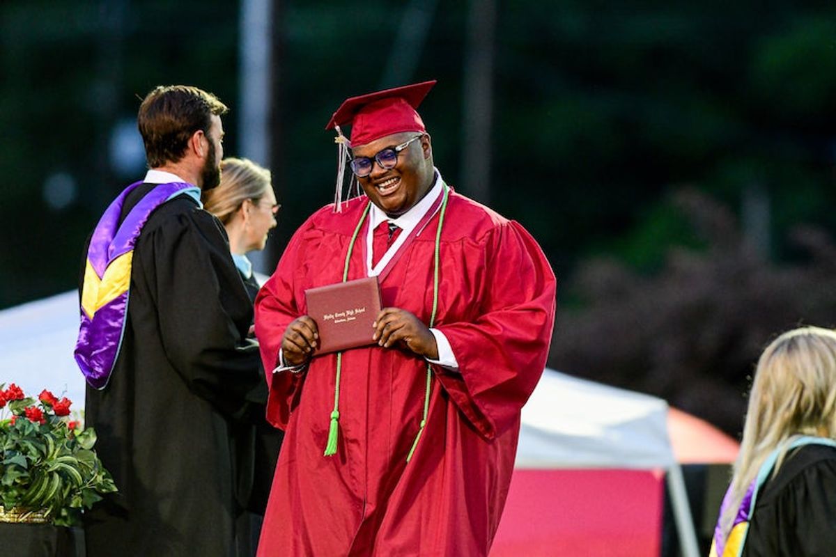 Sharing each moment: SCHS class of 2022 celebrated at gradua...