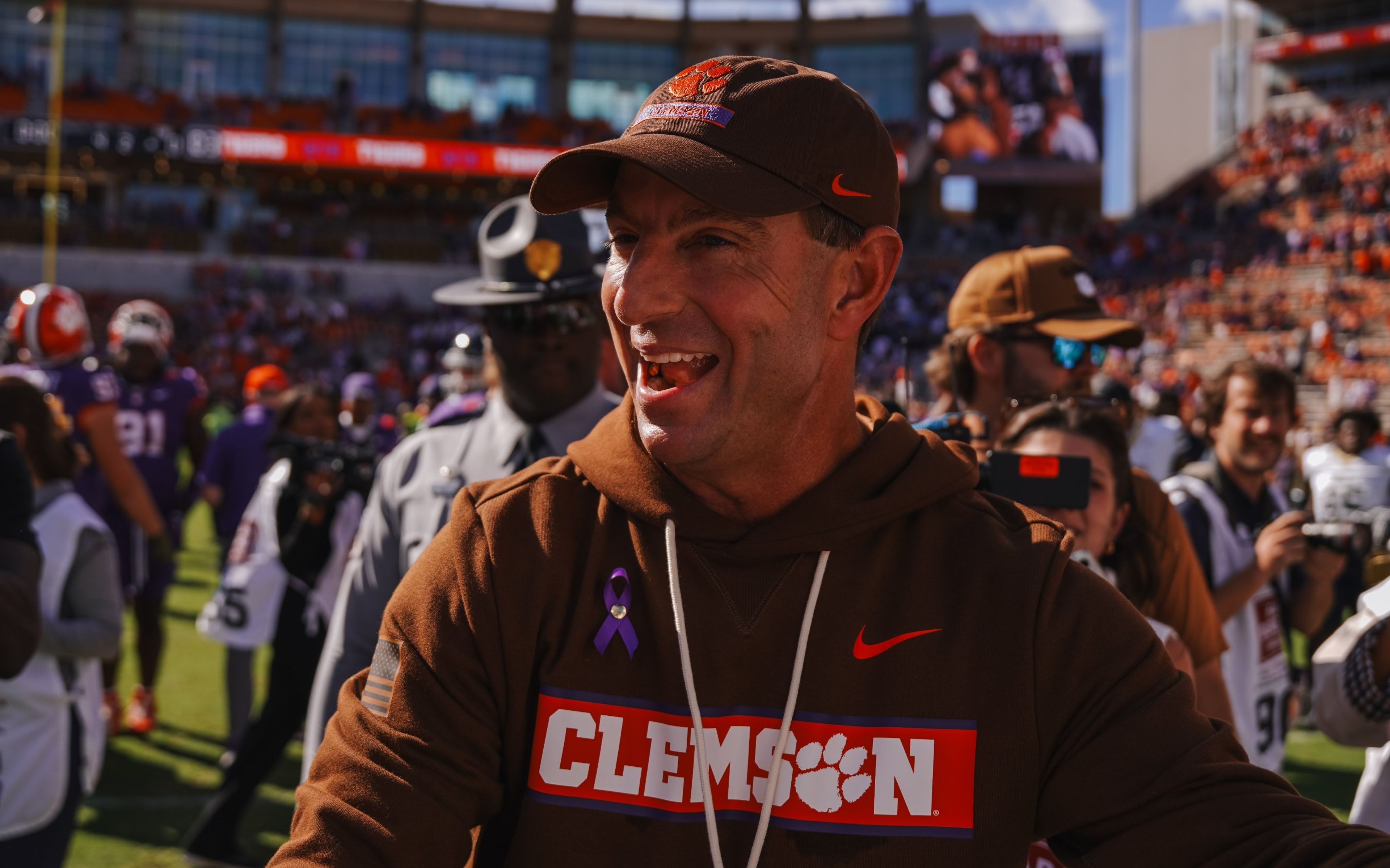 Dabo Swinney pays tribute to late Pelham mayor Bobby Hayes