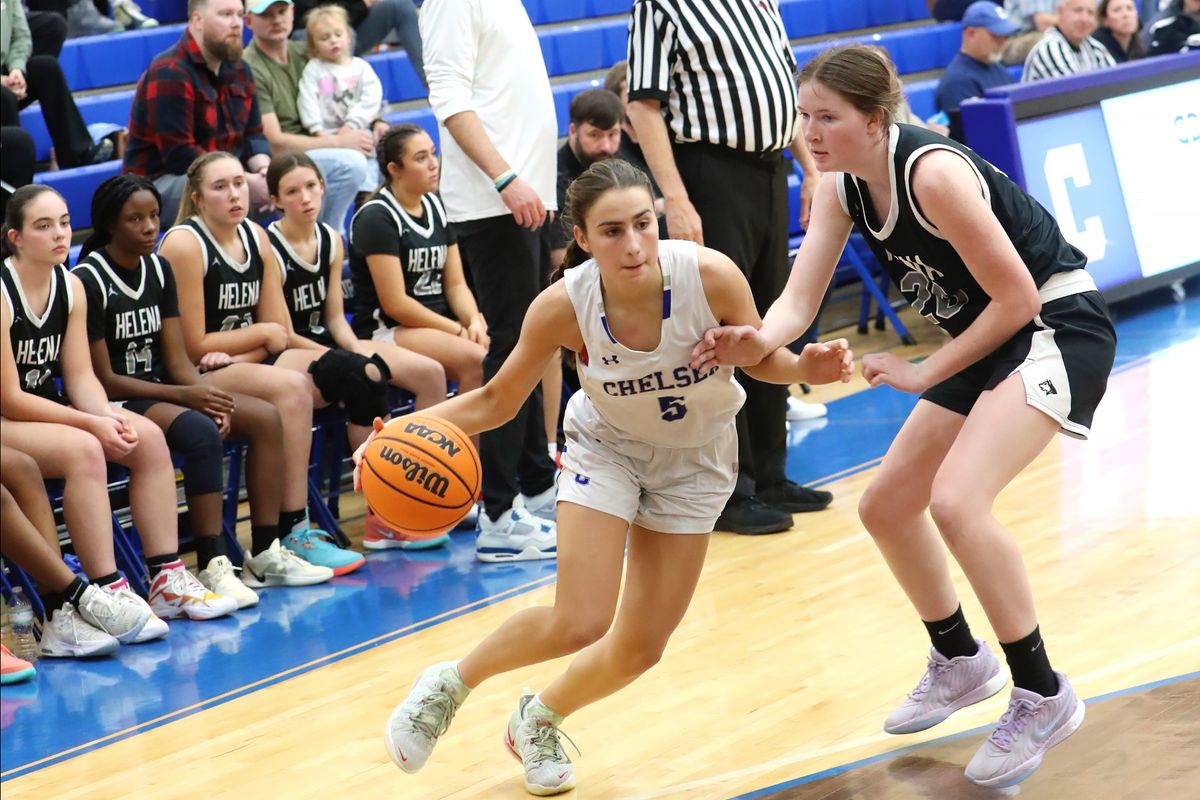 Chelsea defense dominates in win to start area play